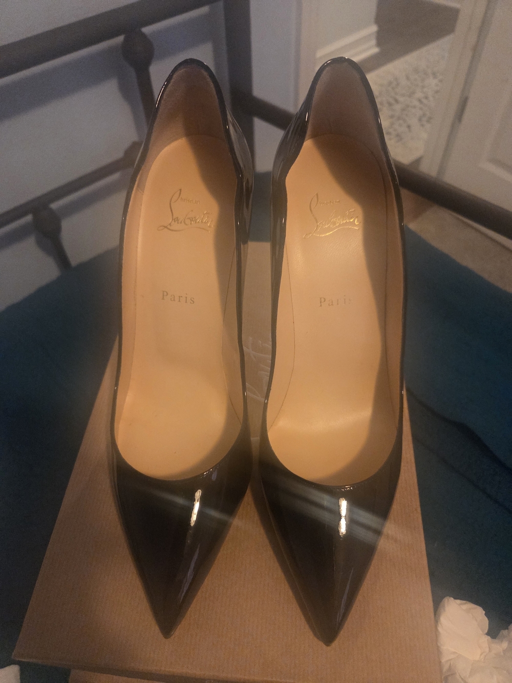 Rare Size 43 Christian Louboutin Black Patent Pointed-Toe Pumps Hot Chick